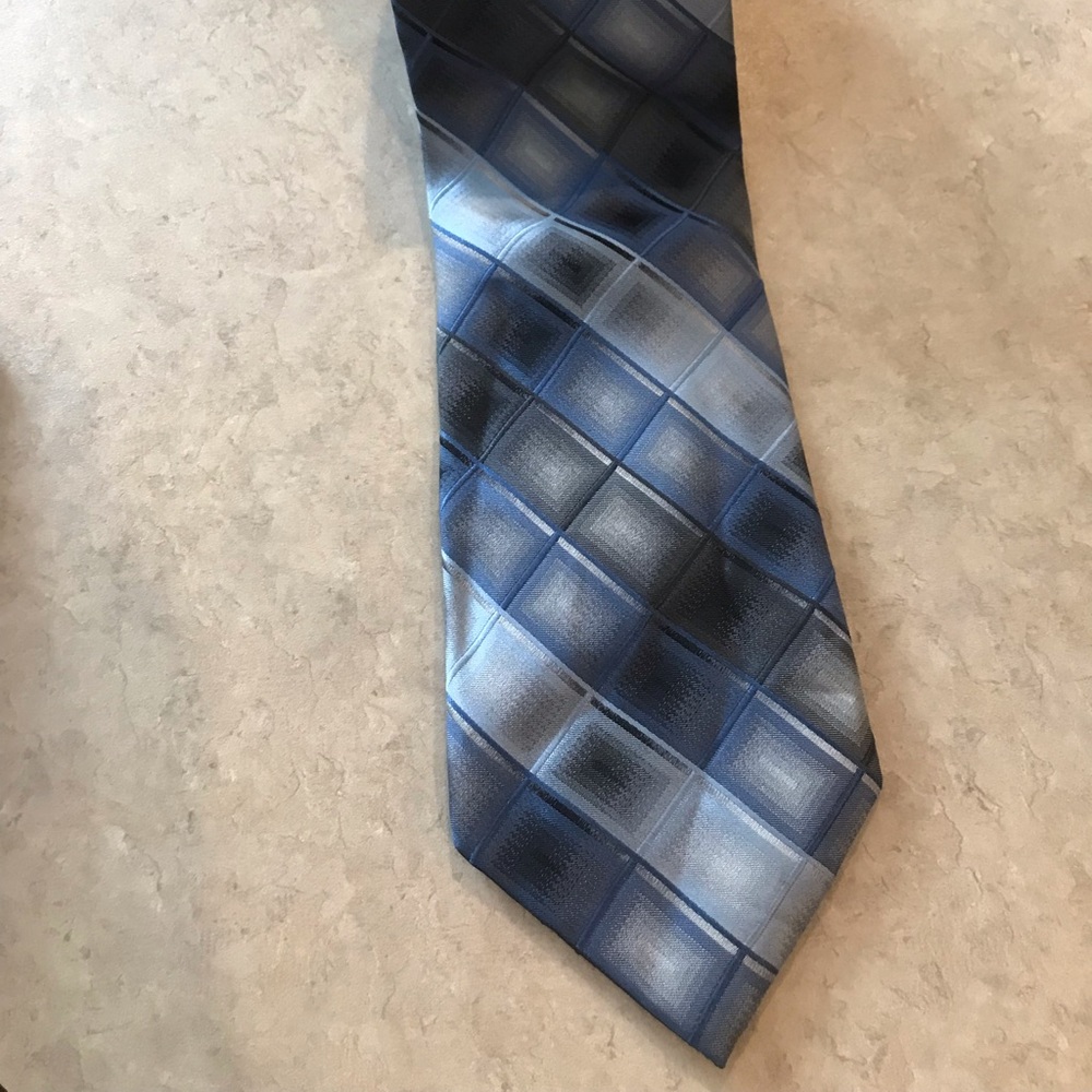 Stafford tie